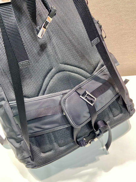 프라다 백팩
