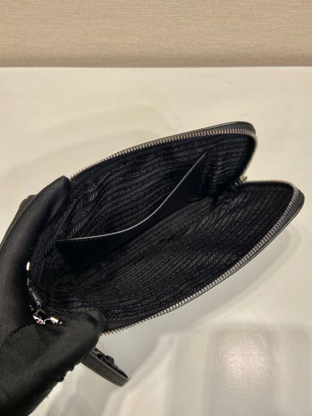 프라다 사피아노 레터 스몰 클로치백