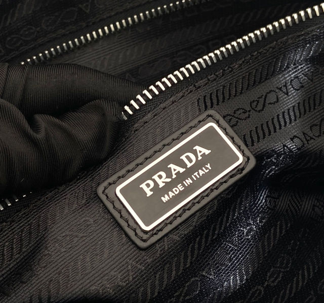 프라다 라지 토트백