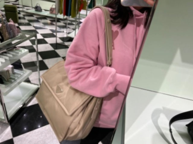 프라다 나일론 숄더백(3color)