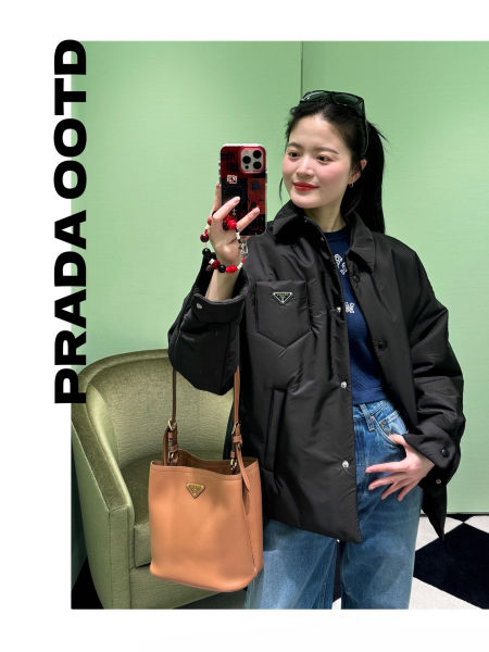 프라다 클레오 페이턴트 호보백(2color)