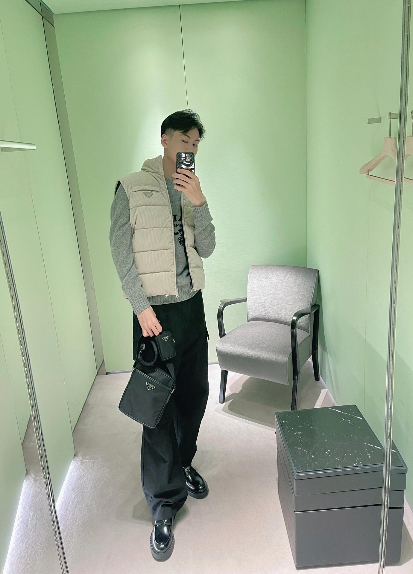 프라다 리나일론 사피아노 크로스백