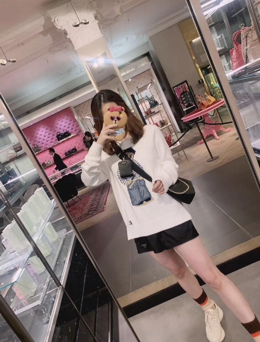 프라다 리에디션 리나일론 테수토 호보백