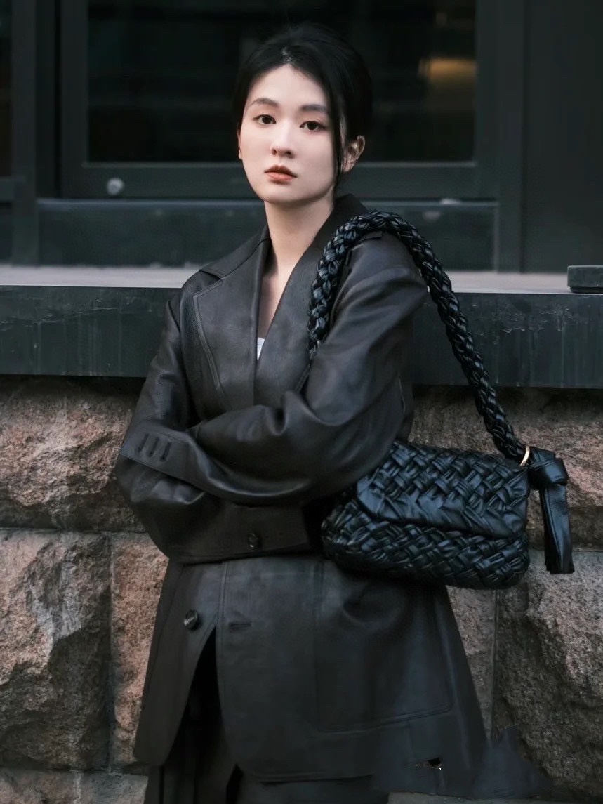 보테가 칼리메로 씨타 숄더백