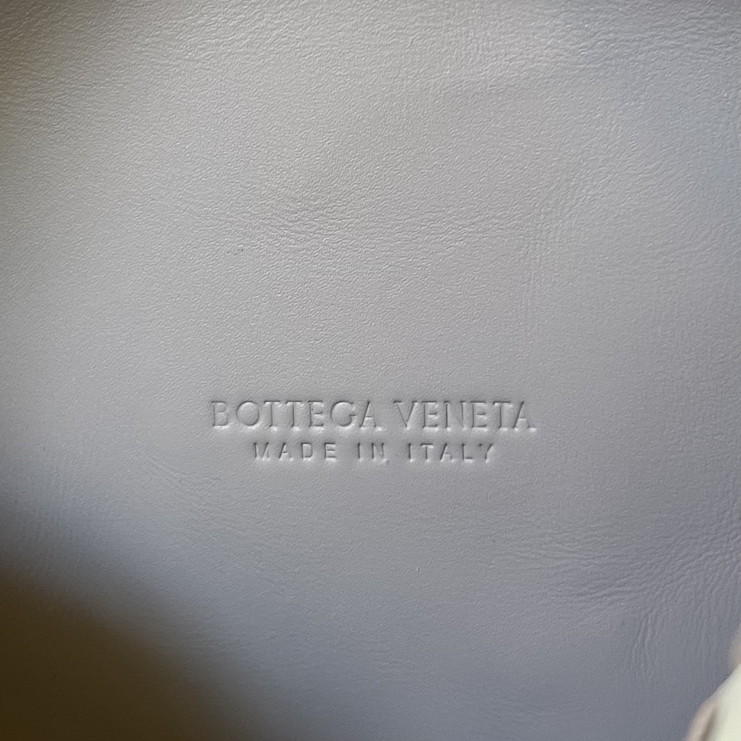 보테가 지퍼 인트레치아토 물결 스퀘어 숄더백