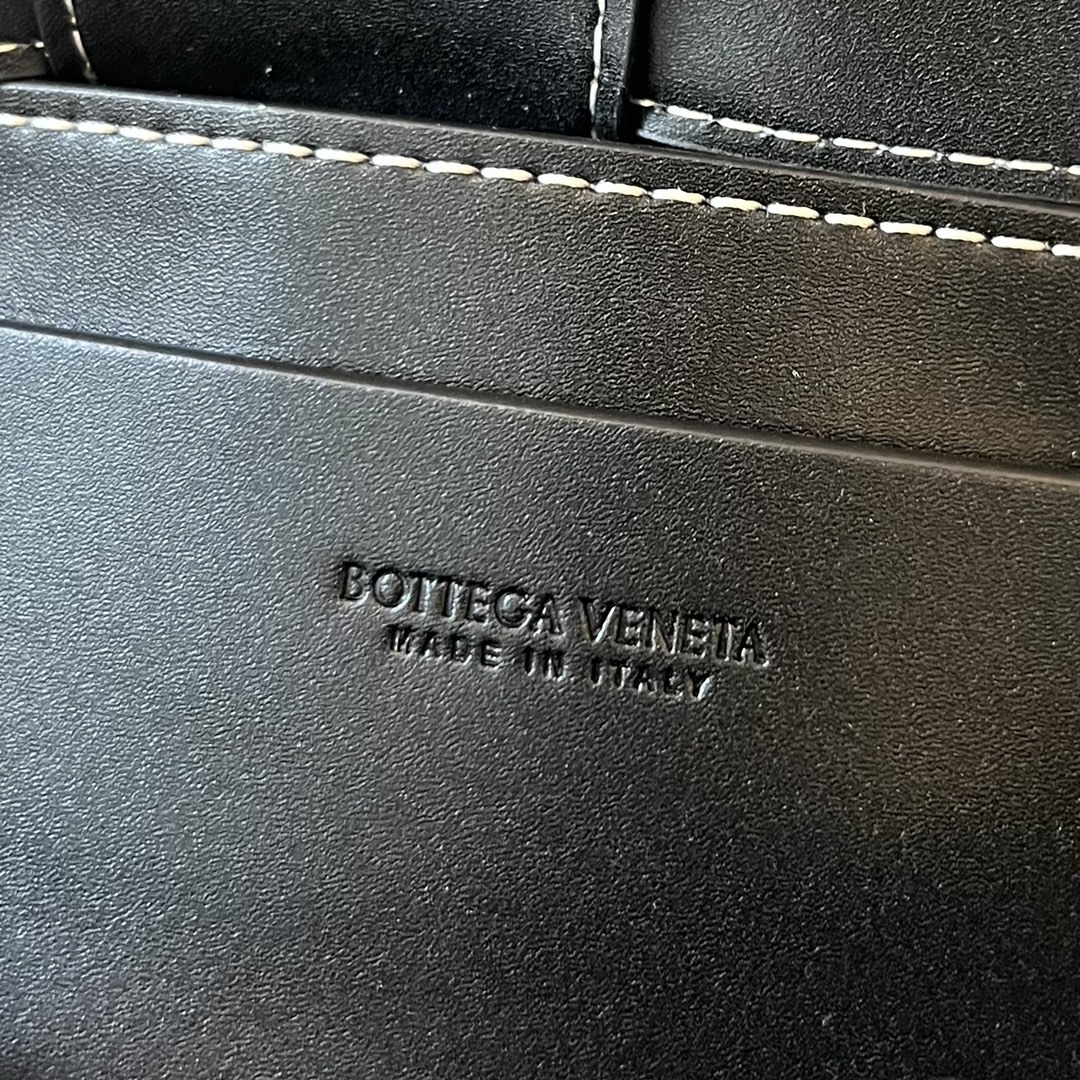 보테가 카세트 벨트백