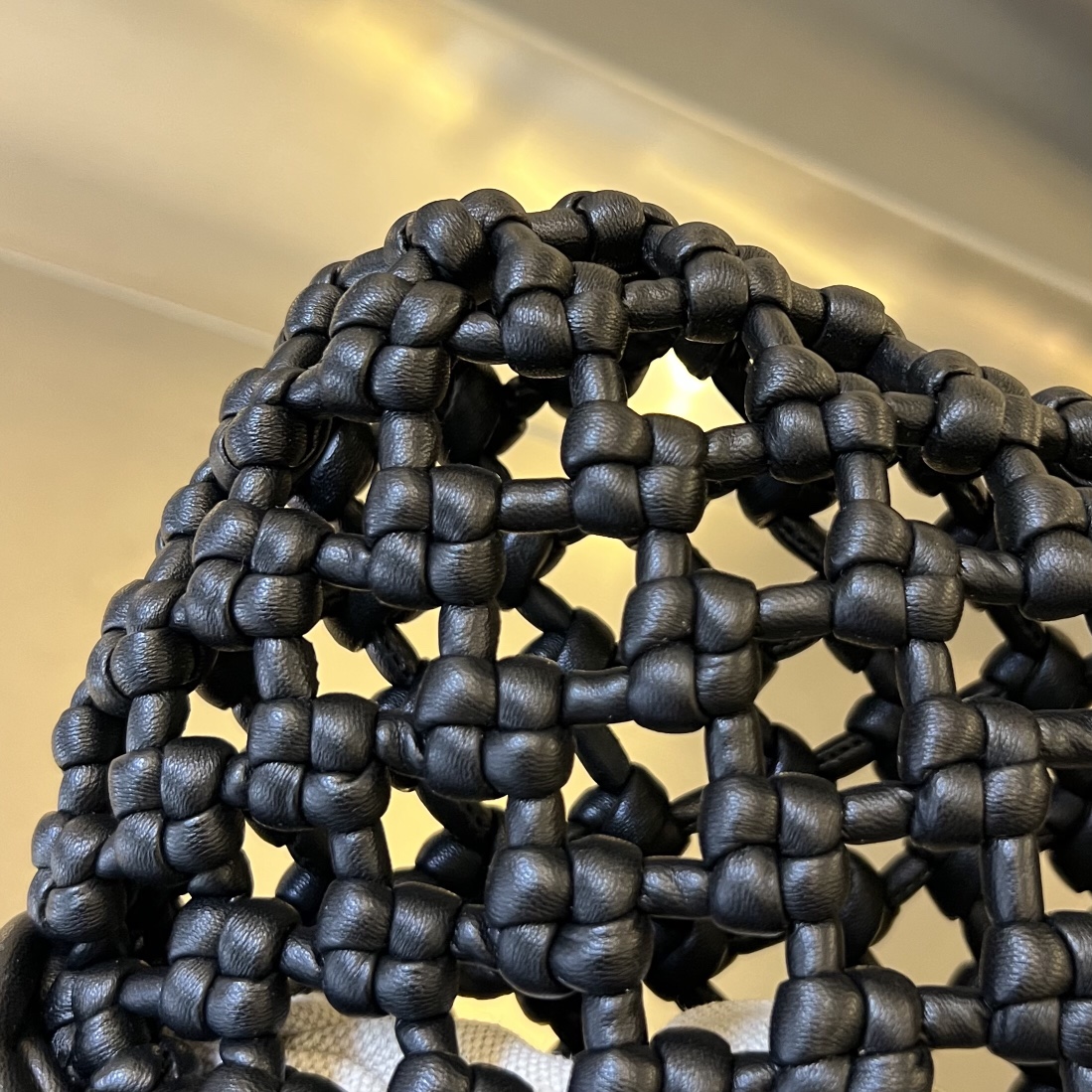 보테가 조디 라멘 클러치백