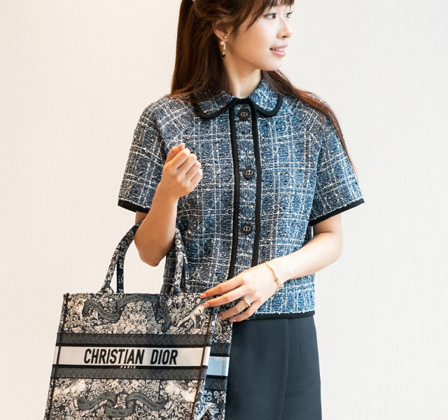 D. 플라워 스타 패턴 미디엄 북 토트백(3color)