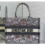 D. 플라워 스타 패턴 미디엄 북 토트백(3color)