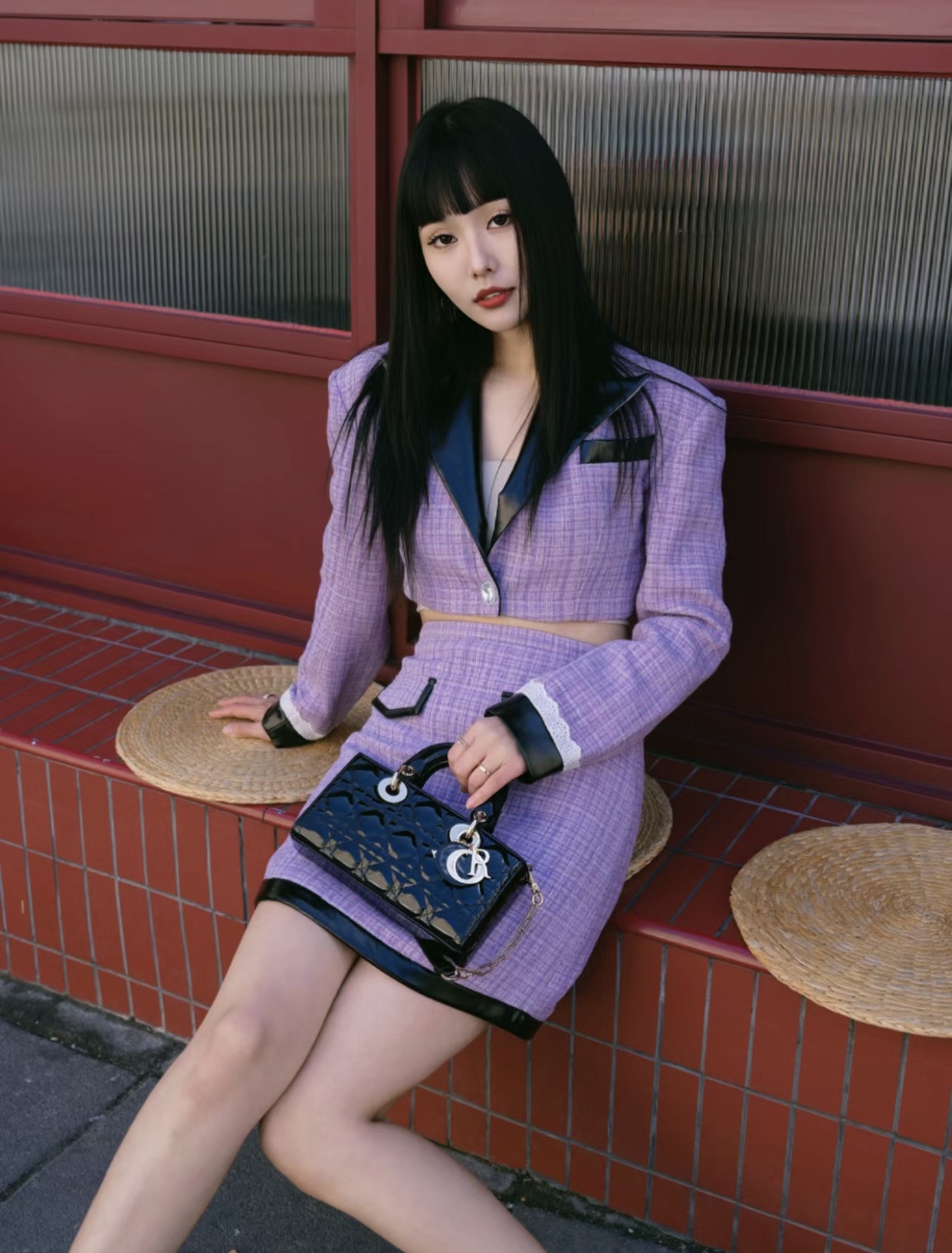 D. 디조이 스몰 페이턴트 레더