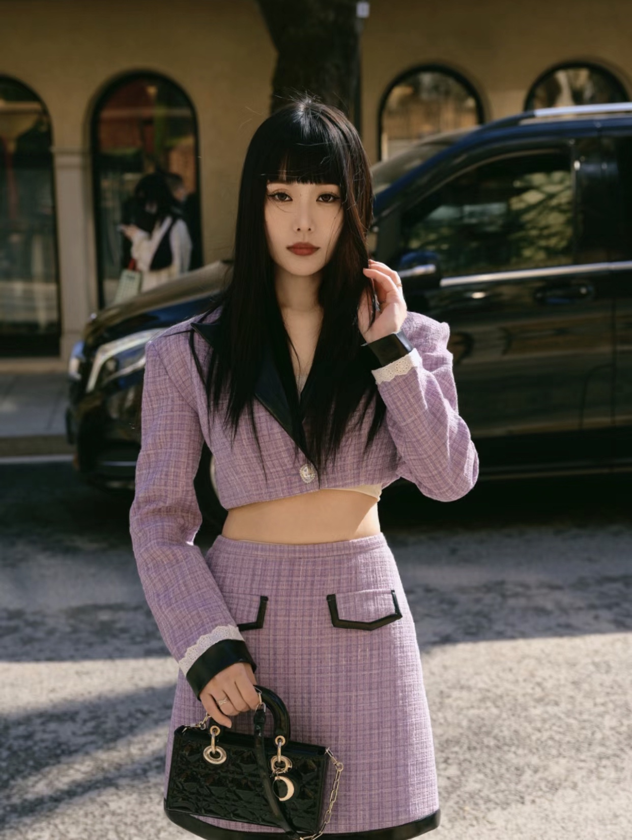 D. 디조이 스몰 페이턴트 레더
