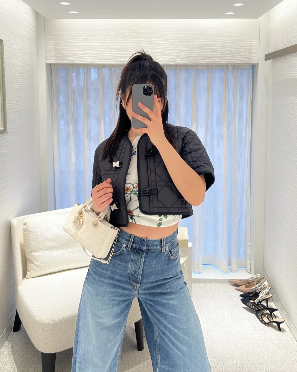 D. 디조이 스몰 페이턴트 레더