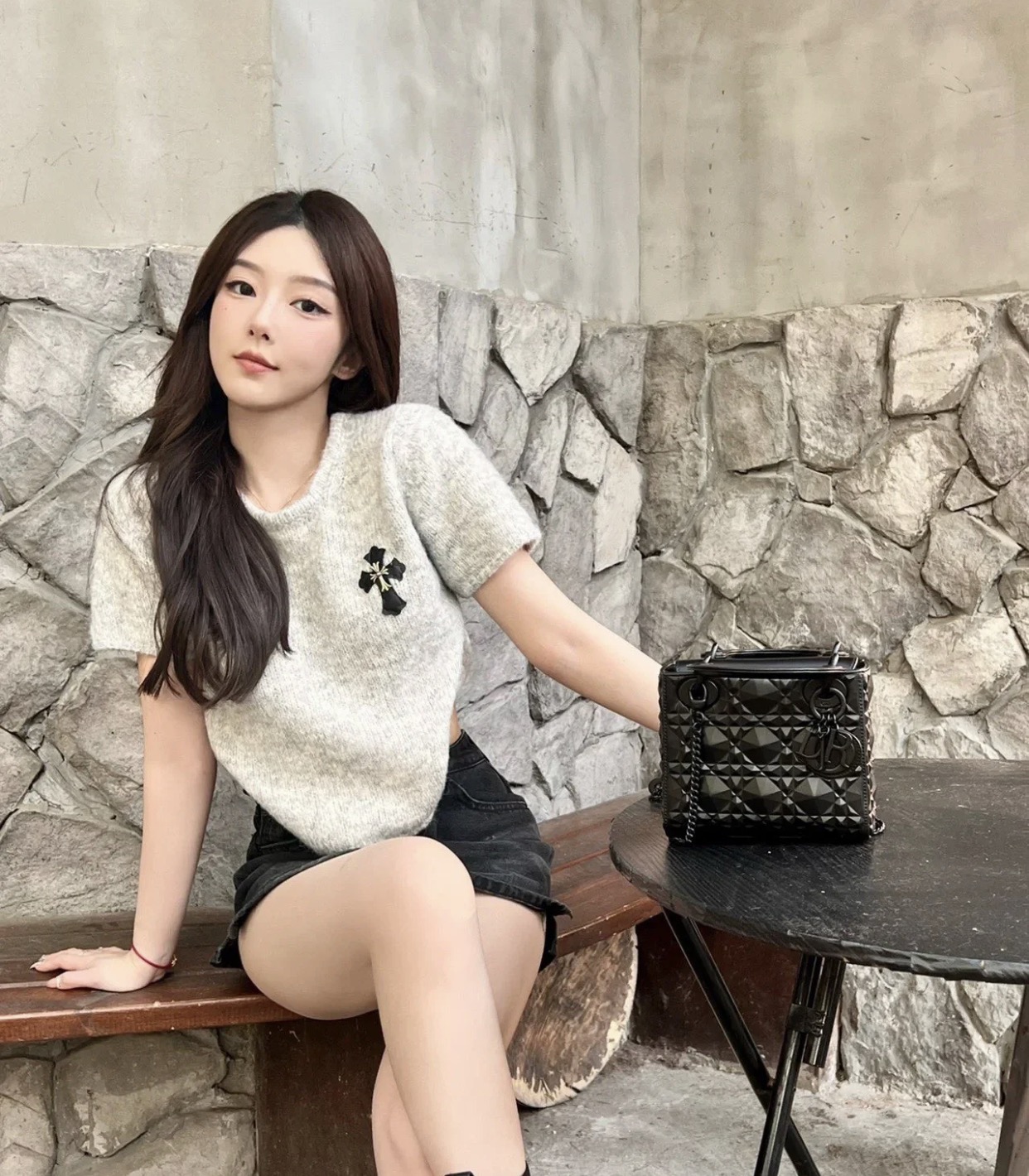 D. 레이디 스몰백 다이아몬드 모티프