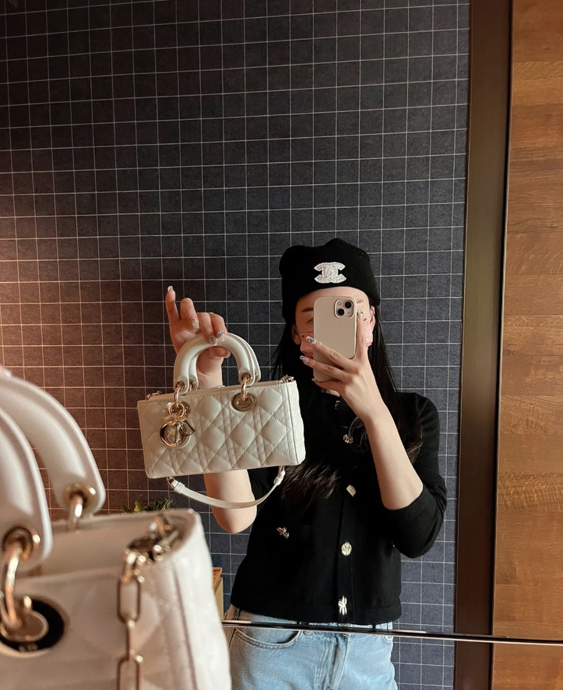 D.  레이디 디조이 엘레강트