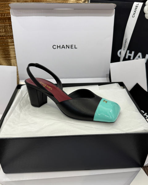 샤넬 스퀘어토 컬러블록 청키힐 샌들 6cm