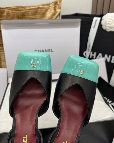 샤넬 스퀘어토 컬러블록 청키힐 샌들 6cm