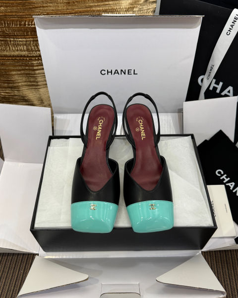 샤넬 스퀘어토 컬러블록 청키힐 샌들 6cm