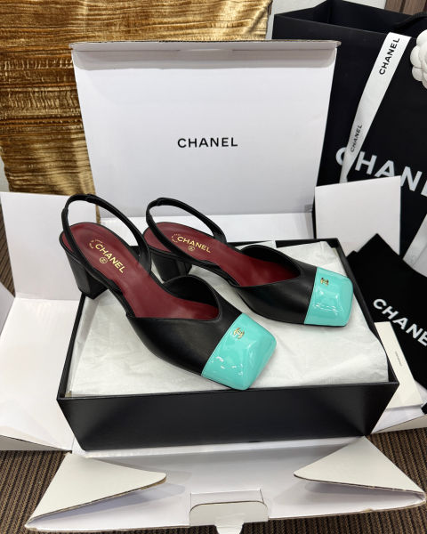 샤넬 스퀘어토 컬러블록 청키힐 샌들 6cm