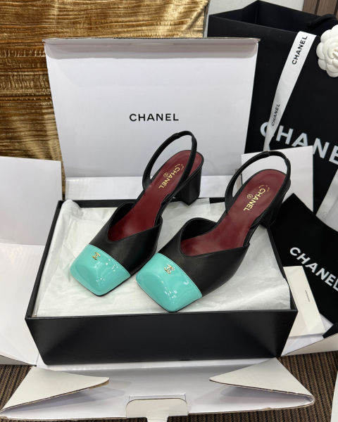 샤넬 스퀘어토 컬러블록 청키힐 샌들 6cm
