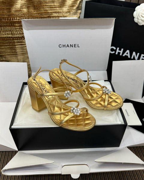 샤넬 까멜리아 하이힐 샌들 9cm (2color)