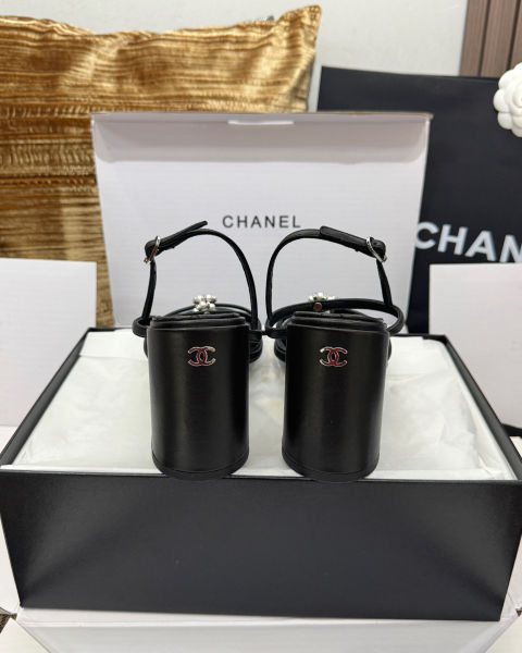 샤넬 까멜리아 하이힐 샌들 9cm (2color)