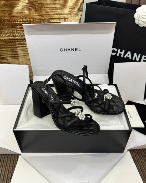 샤넬 까멜리아 하이힐 샌들 9cm (2color)
