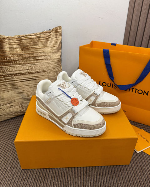 루이비통 LV 트레이너 스니커즈 (2color)
