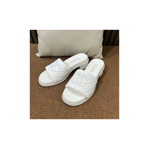 샤넬 퀼팅 더블C 청키 힐 뮬 (2color)