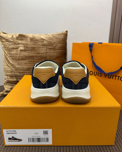 루이비통 틸티드 비스킷 슈즈 (2color)