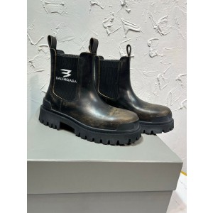 발렌시아가 스트라이크 첼시 부츠