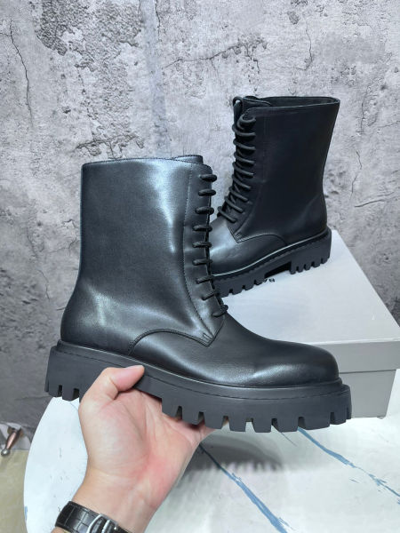 발렌시아가 서전트 레이스업 부츠