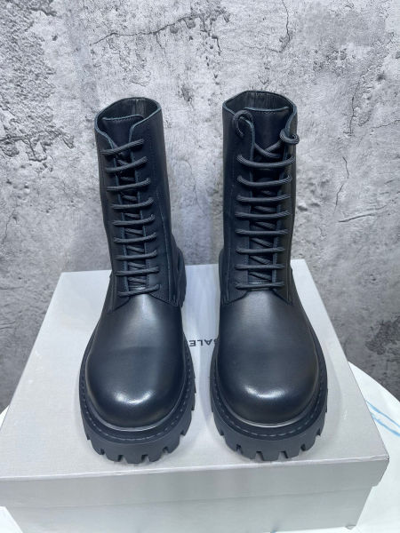 발렌시아가 서전트 레이스업 부츠