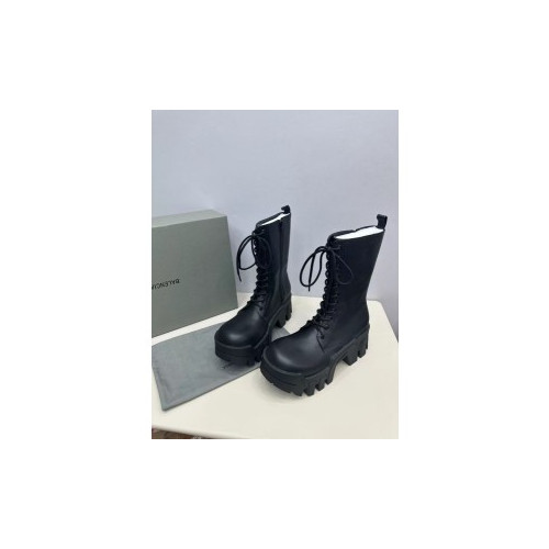 발렌시아가 불도저 레이스업 부츠
