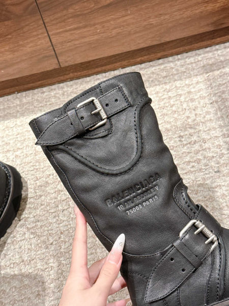 발렌시아가 베놈 하이탑 부츠