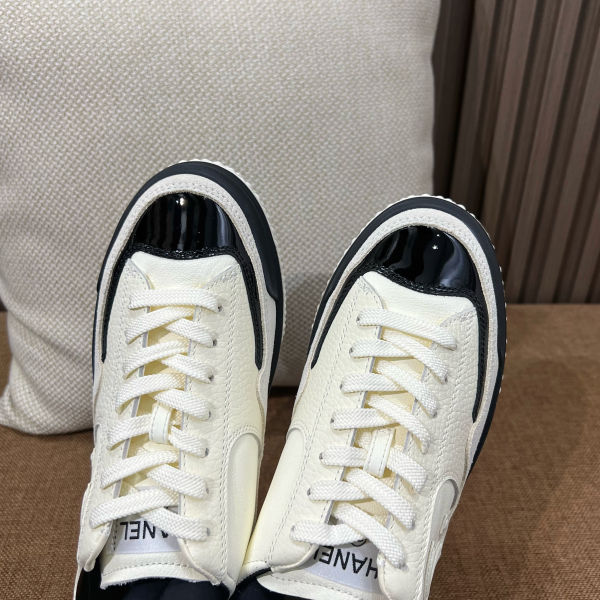 샤넬 트레이너 스니커즈