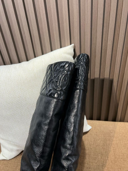 샤넬 퀄팅 롱 부츠