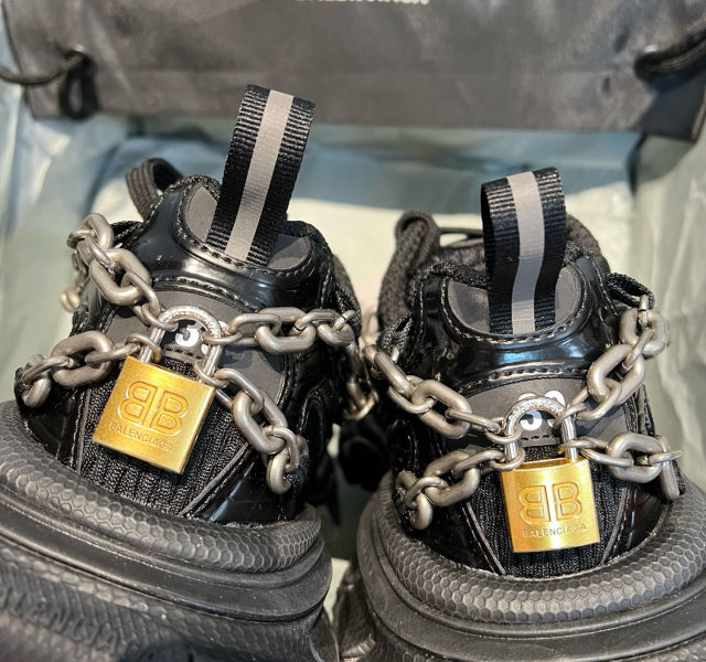 발렌시아가 쉐어 3XL 레이스업 리사이클 스니커즈(2color)