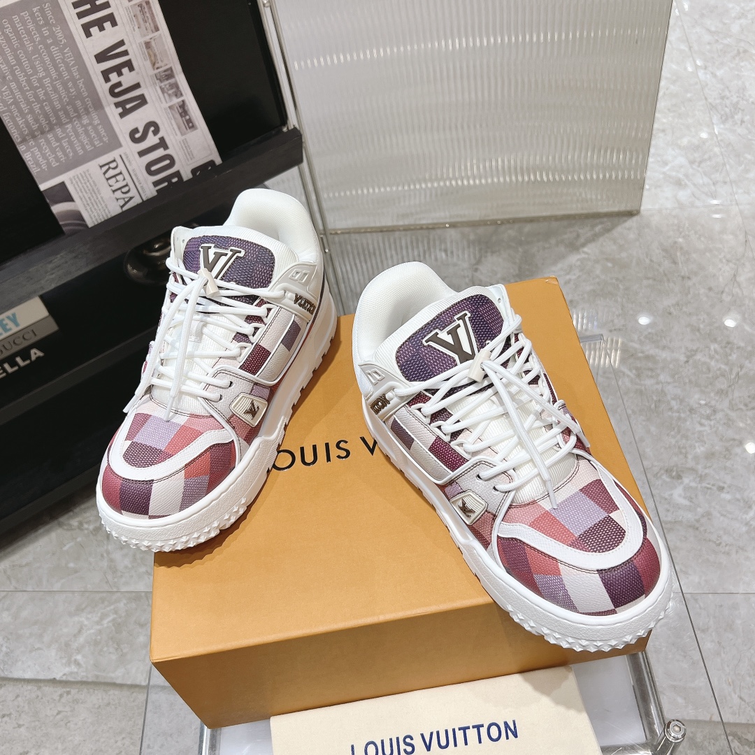 [152] L. LV 트레이너 맥시 컬러 체커보드 스니커즈 라이트 퍼플