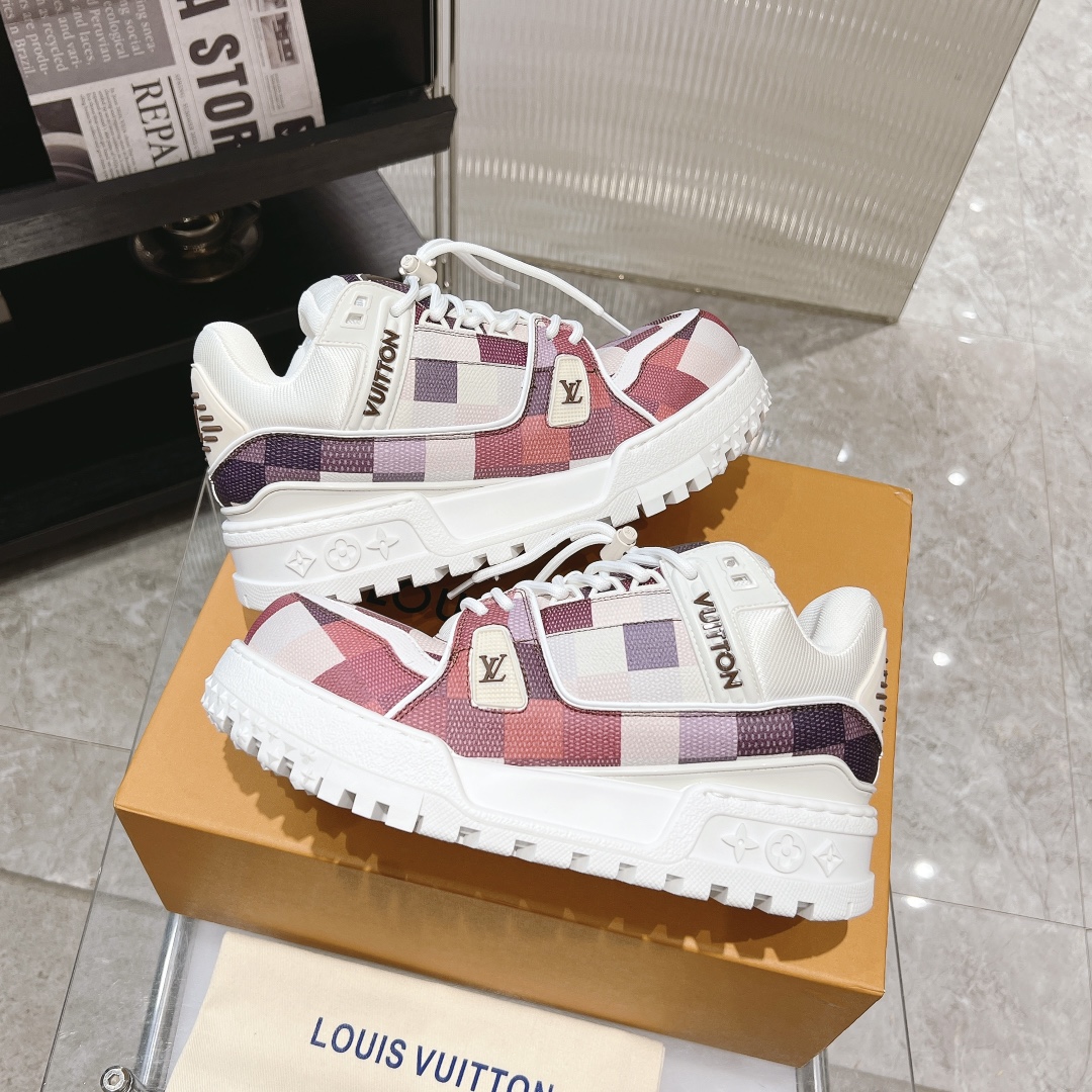 [152] L. LV 트레이너 맥시 컬러 체커보드 스니커즈 라이트 퍼플