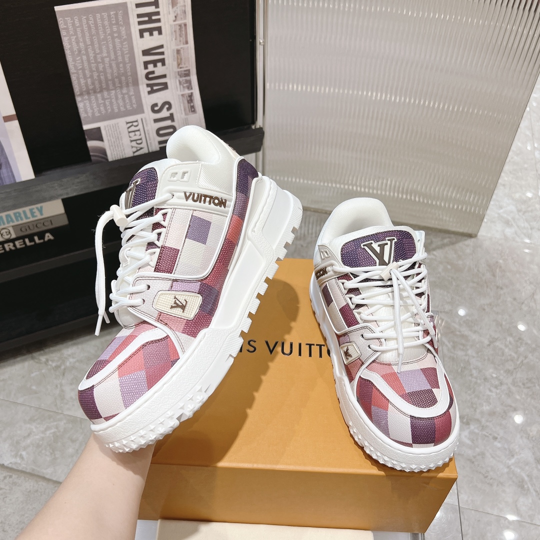 [152] L. LV 트레이너 맥시 컬러 체커보드 스니커즈 라이트 퍼플