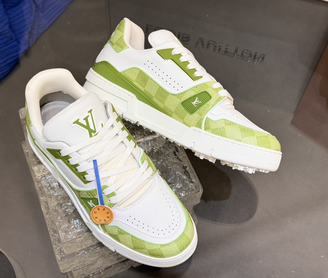 [152] L. LV 체커보드 이음 54# 스니커즈 라이트 그린