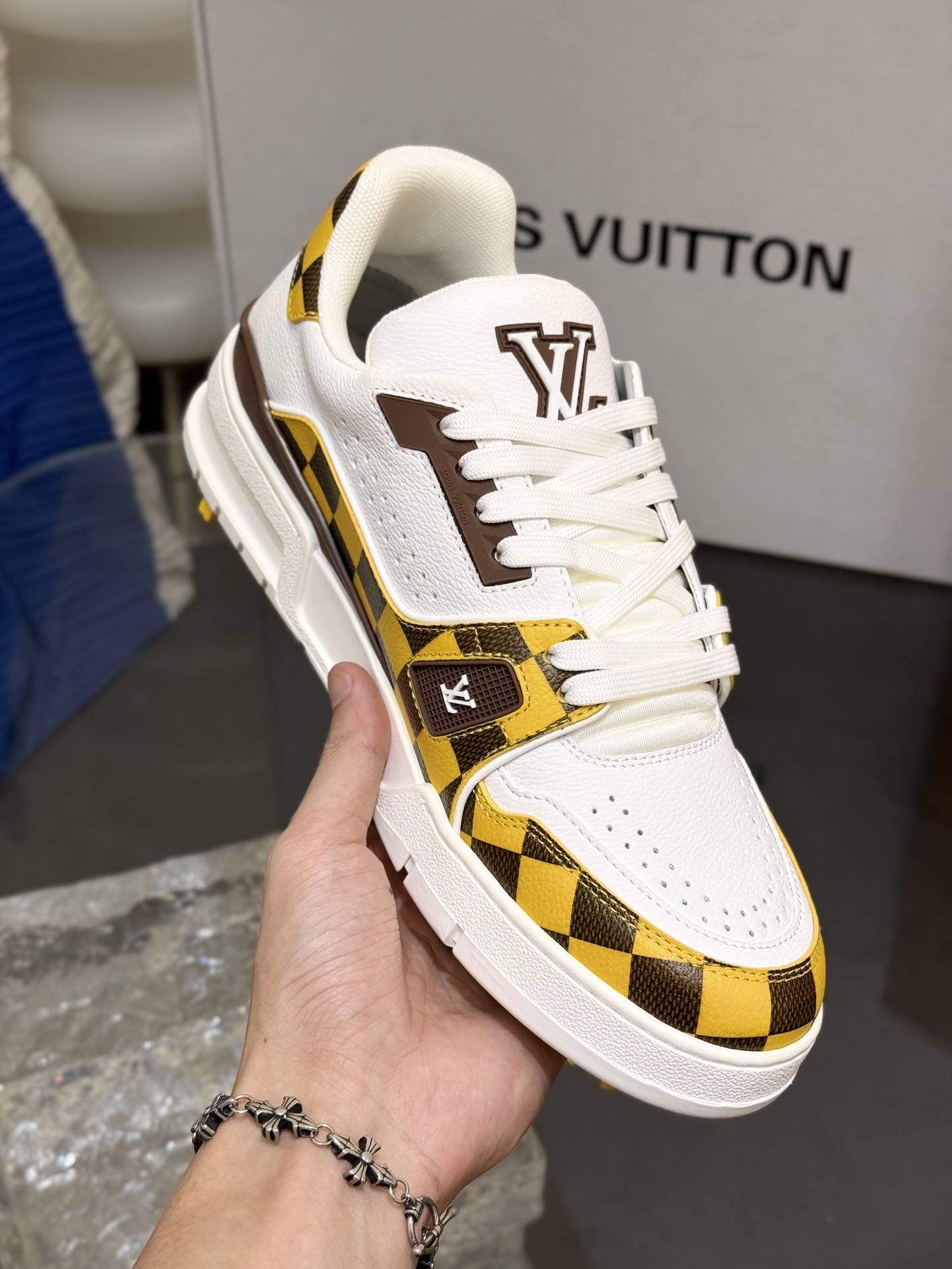 [152] L. LV 체커보드 이음 54# 스니커즈 옐로우