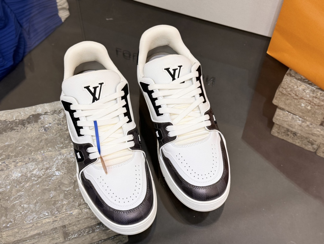 [152] L. LV 체커보드 이음 54# 스니커즈
