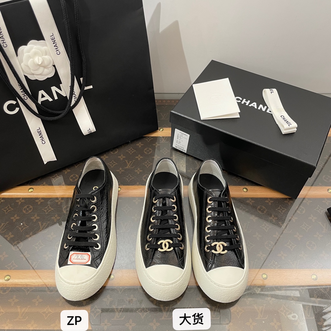 ㅅ*넬 CC로고 에나멜 스니커즈 블랙 3.5cm