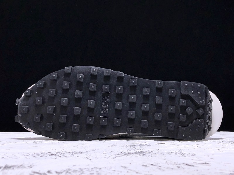N.SACAI LVD 울프 그레이