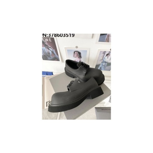 발렌시아가 커플 스테로이드 더비 슈즈 블랙