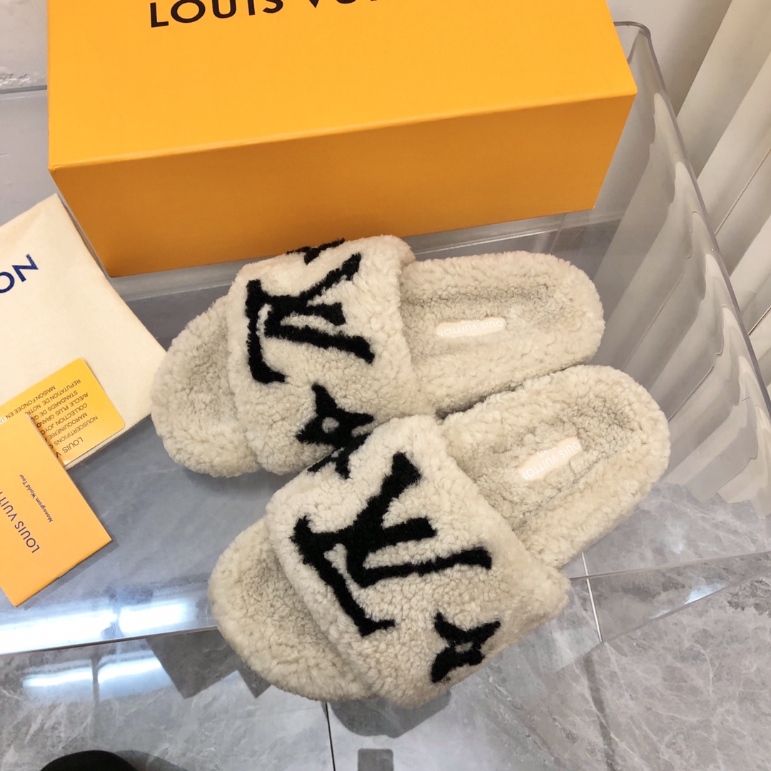 L. LV 로고 양털 슬리퍼 3컬러  (여성용)