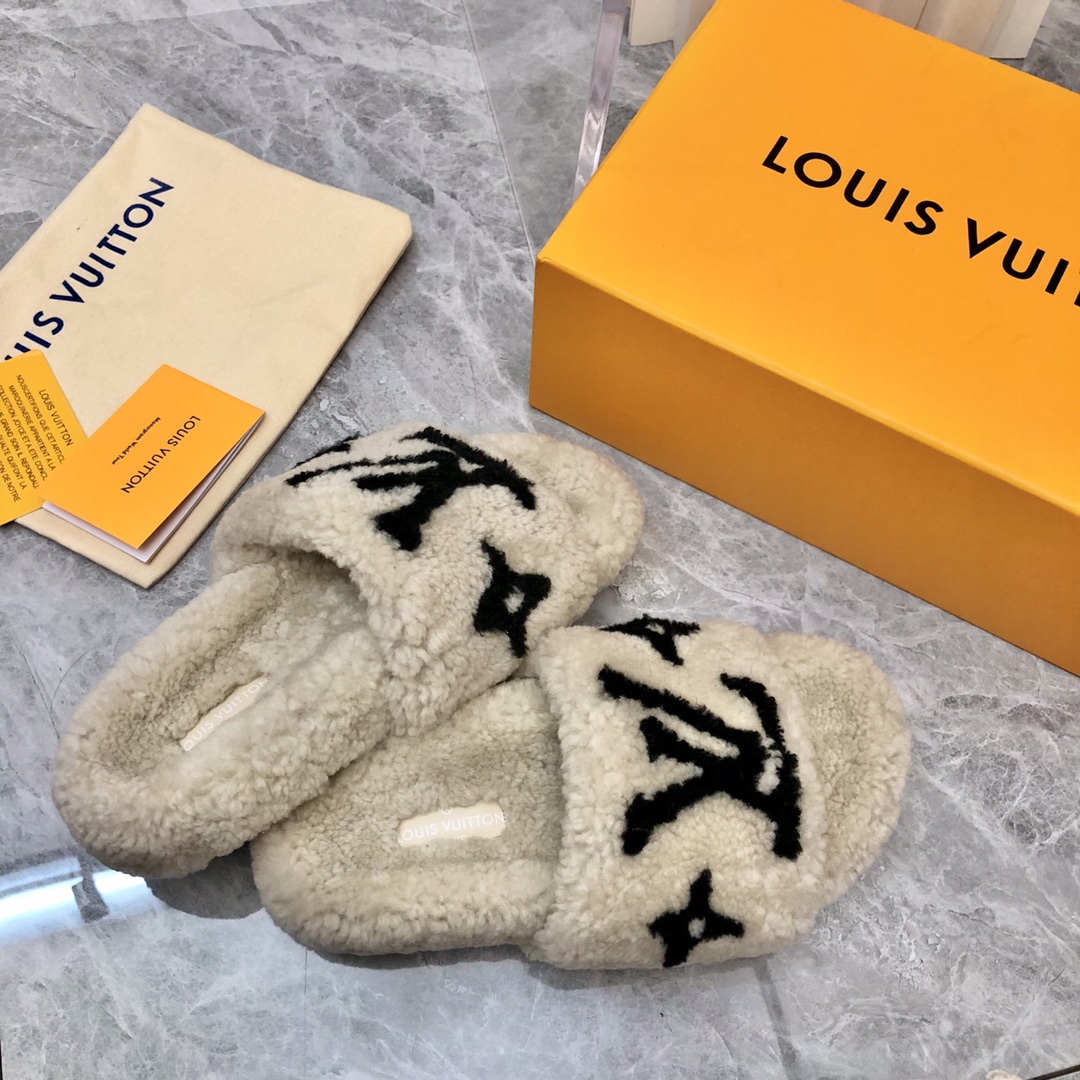 L. LV 로고 양털 슬리퍼 3컬러  (여성용)