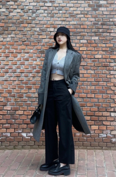 C. 스쿨백 버클 플랫폼 로퍼