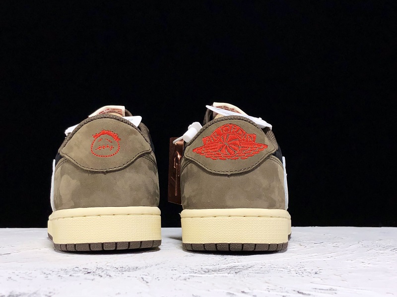 N. AJ1스캇로우